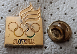 SLOVENIJA Slovenia  National Olympic Committee Coat Of Arms Flag Pin Badge - Olympic Games