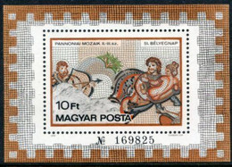 HUNGARY 1978 Stamp Day: Mosaics Block MNH /**.  Michel Block 134 - Unused Stamps