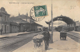 CPA 25 MONTBELIARD INTERIEUR DE LA GARE - Montbéliard