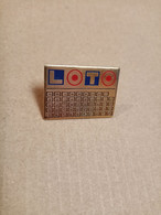 Pin's Loto  (grille) - Jeux