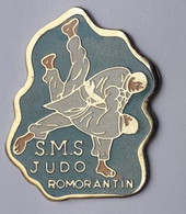 QQ111 Pin's Judo SMS Romorantin Romorantin-Lanthenay Loir-et-Cher Achat Immédiat - Judo