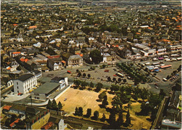 CPM THOUARS Vue Panoramique Aerienne Du Centre De La Ville (1141561) - Thouars