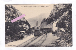 CPA :  14 X 9  -  Route De Thônes.  -  DINGY  -  La  Gare  Et  Le  Défilé - Dingy-Saint-Clair