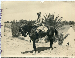 - Belle Photo Ancienne - Cavalier, Officier Des Zouaves, Sur Son Cheval Noir, Afrique Du Nord, TBE, Scans, - Oorlog, Militair