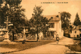 Peyrouse * La Route De Mourle * Gendarme ? - Autres & Non Classés