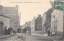 CPA 22 ENVIRONS DE LANVOLLON TRESSIGNAUX LA RUE PRINCIPALE - Altri & Non Classificati