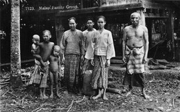 ¤¤  -   MALAISIE   -    Carte-Photo   -  Malay Family Group   -   ¤¤ - Malaysia