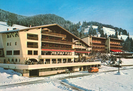 AK Österreich Sporthotel Tirol Jungholz Wertach Allgäu, Außen, Oldtimer VW Bus - Jungholz
