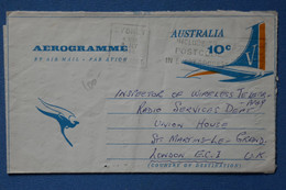 B101  AUSTRALIA  BELLE LETTRE AEROGRAMME 1960 PAR AVION  SYDNEY  POUR    LONDON G.B+AFFRANCHISSEMENT PLAISANT - Cartas & Documentos