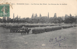 CPA 27 EVREUX LE PRE DU BEL EBAT LA REVUE DU 14 JUILLET - Evreux