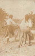 ¤¤   -   TURQUIE   -  Carte-Photo De Deux Femmes Travaillant à La Ferme     -   ¤¤ - Turkey