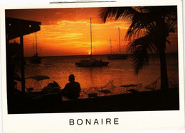 CPM AK Sunset Over Bay Of Kralendijk BONAIRE (750261) - Bonaire