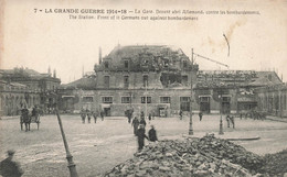 DOUAI - La Grande Guerre 1914-18 - La Gare. Devant Abri Allemand - Circulé En 1919 - Douai