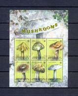 DOMINICA - MNH - MUSHROOMS - MI.NO.3941/6 - CV = 8,5 € - Dominica (1978-...)