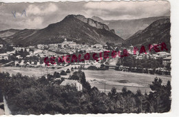 04-  DIGNE LES BAINS -  LA VILLE  LA BLEONE LES ROCHERS DE SAINT PANCRACE 1968 - Digne