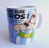 MUG TASSE EN FAIENCE BLEU PARC ASTERIX 2007 OBELIX - Art De La Table