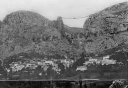 04-  MOUSTIERS STE SAINTE MARIE - VUE GENERALE  1951 - Otros & Sin Clasificación