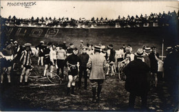 1 CP Bruxelles  MOLENBEEK   Vélodrome   Chaussée De Gand  Real Photo  Photo Hoogewys - Molenbeek-St-Jean - St-Jans-Molenbeek