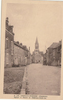 Grez-en-Bouère 53 (4979) Eglise Et Route De Château-Gontier - Crez En Bouere