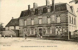 Villiers St Georges * La Place Et Hôtel De Ville * Mairie - Villiers Saint Georges