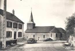 CPSM Saint-Brisson Place De L'Eglise - Otros Municipios