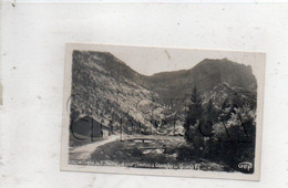 Saint-Pierre-d'Entremont (38) : La Cabane De La Source De La Cascade Du Cirque De Saint-Même En 1950 PF. - Saint-Pierre-d'Entremont