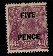 Australia SG 120  1930  King George V SMW Perf 13.5 X 12.5, Five  Pence ,Mint Never Hinged, - Nuovi
