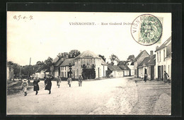 CPA Vignacourt, Rue Godard Dubuc, Vue De La Rue - Vignacourt