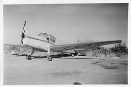 LA BAULE ESCOUBLAC 1950 AVION  PHOTO 9 X 6 CM - Aviación