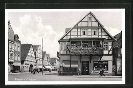 AK Rinteln A. D.Weser, Strassenpartie Mit Engel-Apotheke Und Geschäften - Rinteln