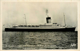 PASTEUR * Carte Photo * Bateau Cargo Paquebot Commerce Marine Marchande ? Compagnie Sud Atlantique - Commerce