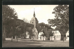 AK Burg / Fehmarn, Breite Strasse Mit Museum Und Kirche - Fehmarn