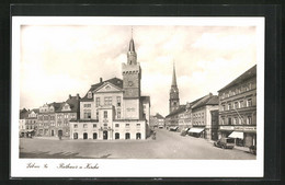 AK Löbau / Sa., Rathaus Und Kirche Mit Geschäften - Löbau