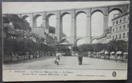 CPA 29 MORLAIX - La Place De L'Hôtel De Ville - Le Viaduc, Hauteur 58 M ... - Edit. Lemarchand 6- Réf M 110 - Morlaix