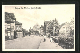 AK Rheda Bez. Minden, Bahnhofstrasse Mit Kindern - Minden