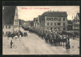 AK Dillingen A. D., Strassenpartie Mit Gasthaus Und Parade Des K. B. 8. Chev.-Regiments - Dillingen