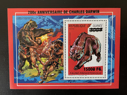 Guinée Guinea 2009 Mi. Bl. 1733 Surchargé Overprint Dinosaures Dinosaurier Dinosaurs 200e Anniversaire De Charles Darwin - Préhistoriques