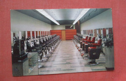 Iowa Barber College     Des Moines  Iowa > Des Moines   Ref  5002 - Des Moines