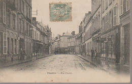 VOUZIERS - RUE CHANZY - Vouziers