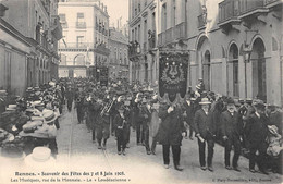 CPA 35 RENNES SOUVENIR DES FETES DE 1908 LES MUSIQUES RUE DE LA MONNAIE LA LOUDEACIENNE - Rennes