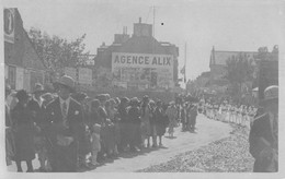 CPA 35 DINARD CARTE PHOTO (située Au Verso écris DINARD 1928) Cliché N°2 - Dinard