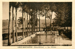 Chef Boutonne * La Piscine Du Village - Chef Boutonne