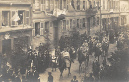 CARTE PHOTO 57  ENTREE A SARREBOURG DU GENERAL DU CORPS D ARMEE LEONCE MARIE LEBRUN  LE 18 NOVEMBRE 1918 - Sarrebourg