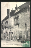 CPA Coulanges-la-Vineuse, Vieille Maison - Coulanges La Vineuse