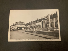 Carte Postale Courtenay Place Du Marché - Courtenay