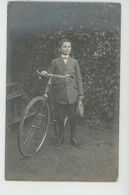 PHOTOS - FRANCE - ENFANTS - VELO - BEAUGENCY (45 ) - Portrait Jeune Garçon Avec Bicyclette Début XXème - Photo CLEMENTIN - Photos