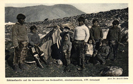 Grönland, Eskimofamilie, Sommerzelt Aus Seehundfell, Akuliarusersuak, Photograph Dr. Heim - Grönland