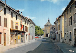 01-PONT-DE-VEYLE- LA RUE PRINCIPALE AU FOND LA PORTE DE L'HORLOGE - Sin Clasificación