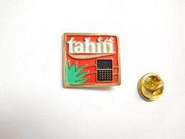 Beau Pin's Pins En Relief , Parfum Tahiti , Produit De Beauté - Parfums