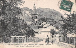 SAINT-ETIENNE-de-TINEE - Entrée Du Village - L'Eglise - Ane - Saint-Etienne-de-Tinée